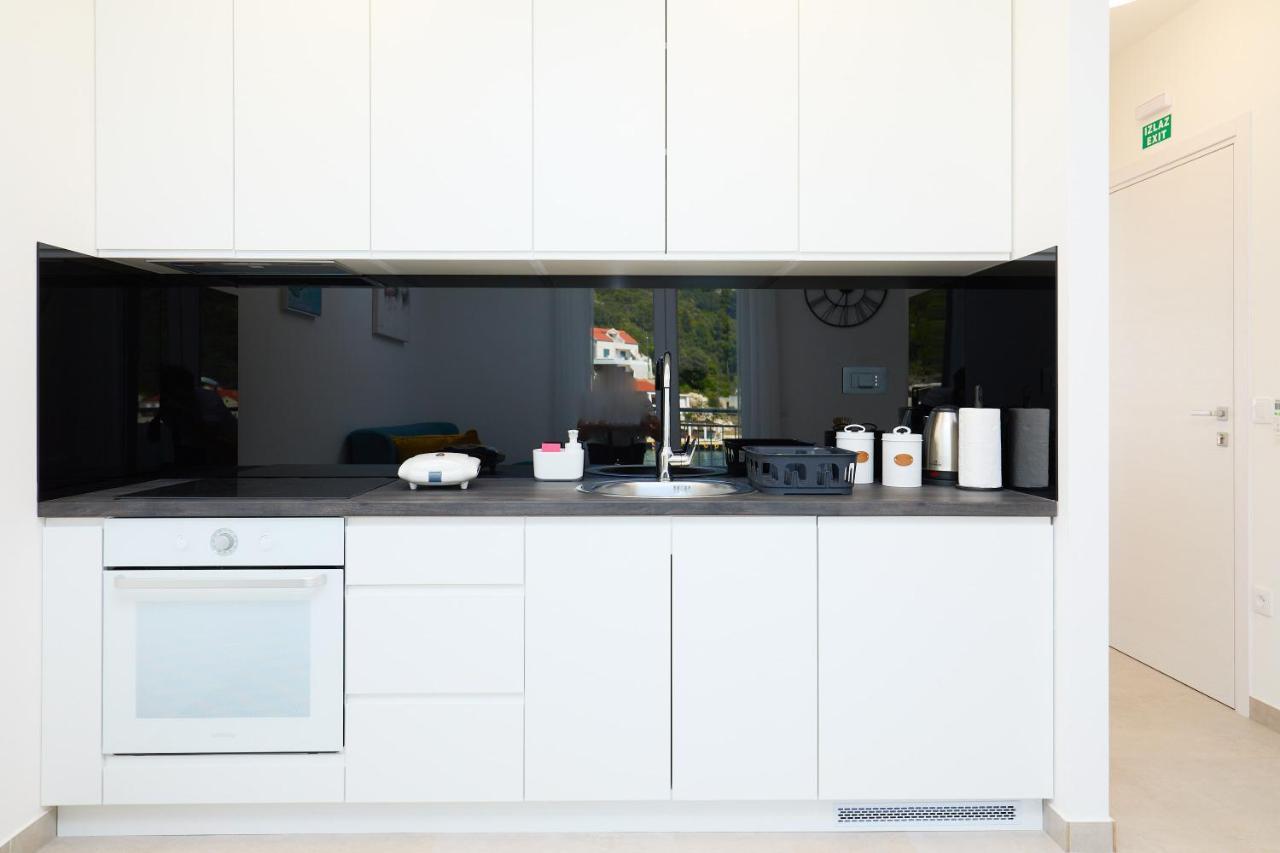 Green Lantern Apartments Okuklje ภายนอก รูปภาพ