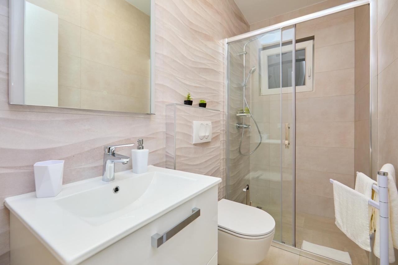 Green Lantern Apartments Okuklje ภายนอก รูปภาพ